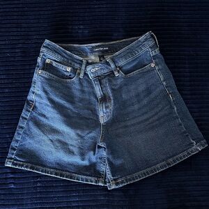 Calvin Klein blue denim short 98% cotton summer cute vacation high waisted